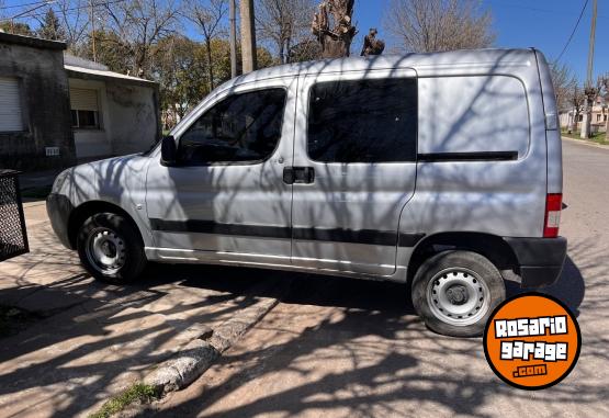Utilitarios - Citroen Berlingo 1.6hdi 5 plazas 2022 Diesel 78000Km - En Venta