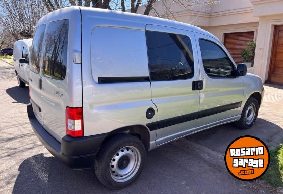 Utilitarios - Citroen Berlingo 1.6hdi 5 plazas 2022 Diesel 78000Km - En Venta