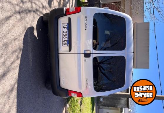 Utilitarios - Citroen Berlingo 1.6hdi 5 plazas 2022 Diesel 78000Km - En Venta
