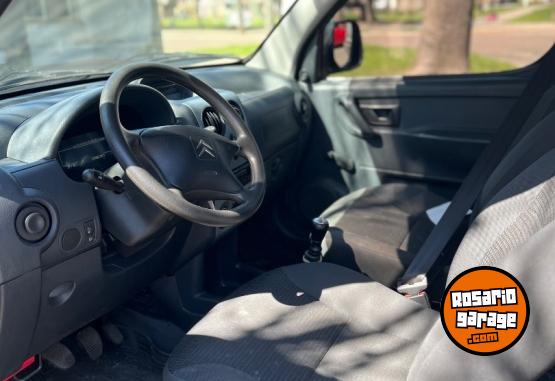 Utilitarios - Citroen Berlingo 1.6hdi 5 plazas 2022 Diesel 78000Km - En Venta