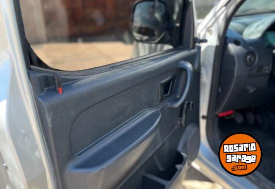 Utilitarios - Citroen Berlingo 1.6hdi 5 plazas 2022 Diesel 78000Km - En Venta