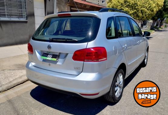 Autos - Volkswagen SURAN TRENDLINE 1.6N 2015 Nafta 115000Km - En Venta