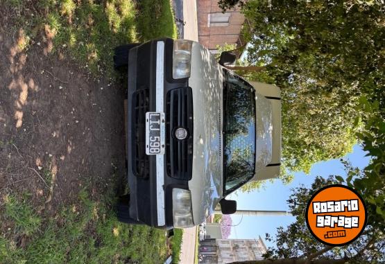 Utilitarios - Fiat Fiorino 2012 Nafta 185000Km - En Venta