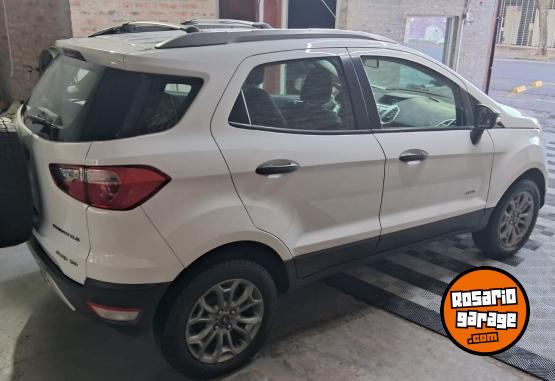 Camionetas - Ford Eco Sport Freestyle 2.0 2014 Nafta 130000Km - En Venta