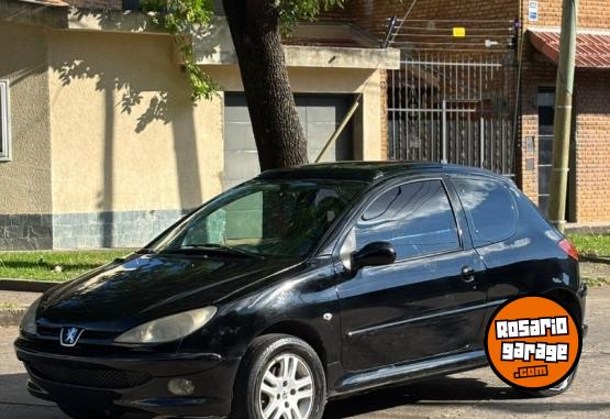 Autos - Peugeot 206 2008 Nafta 150000Km - En Venta