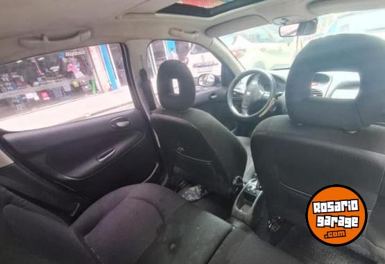 Autos - Peugeot 206 2008 Nafta 150000Km - En Venta