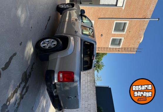 Camionetas - Volkswagen Amarok trendline 180cv 2013 Diesel 181000Km - En Venta