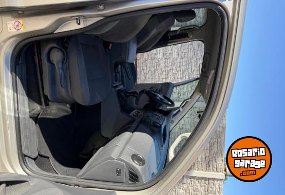 Camionetas - Volkswagen Amarok trendline 180cv 2013 Diesel 181000Km - En Venta