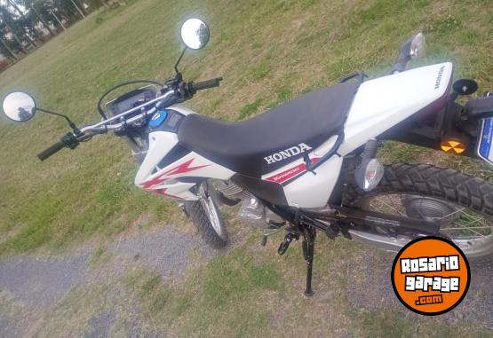 Motos - Honda Xr 250 2025 Nafta 1900Km - En Venta