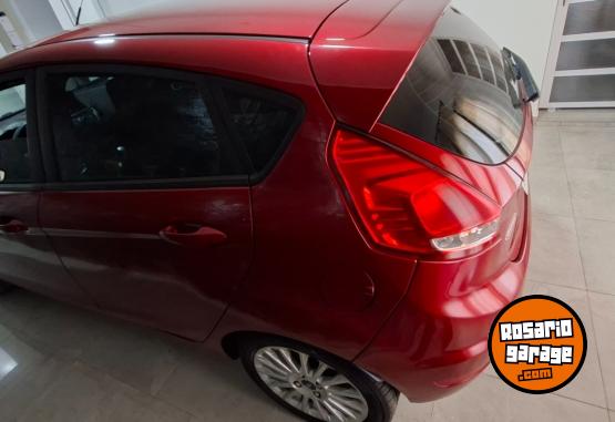 Autos - Ford Kinetic se 5 pts. 2017 GNC 63000Km - En Venta