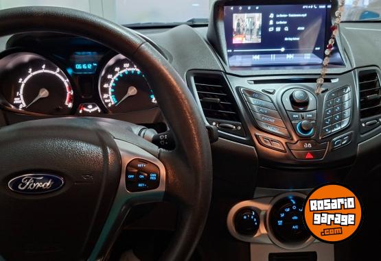 Autos - Ford Kinetic se 5 pts. 2017 GNC 63000Km - En Venta