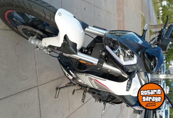 Motos - Benelli 180s 2021 Nafta 8000Km - En Venta