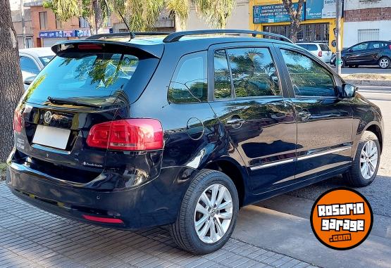Autos - Volkswagen Suran Highline 2012 Nafta 139000Km - En Venta
