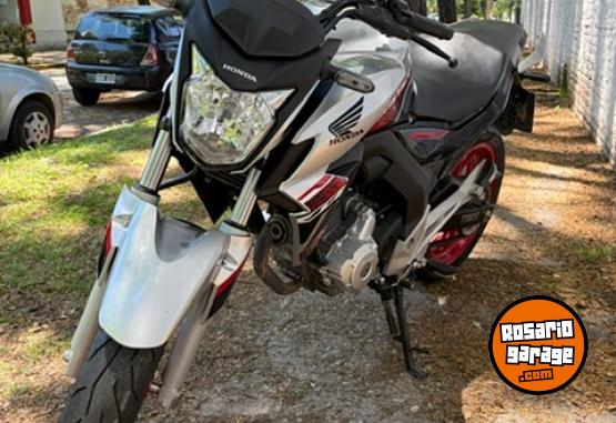 Motos - Honda TWISTER CB 250 2022 Nafta 7200Km - En Venta