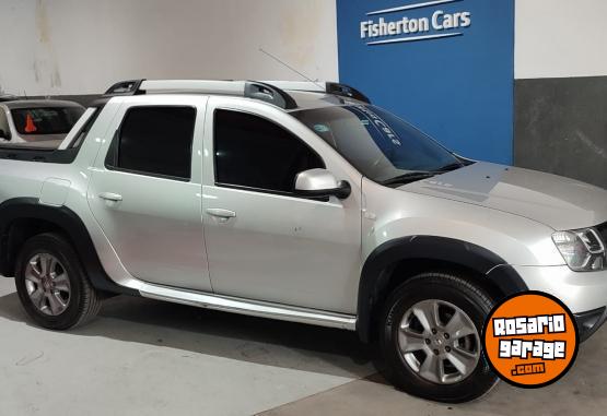 Camionetas - Renault DUSTER OROCH 2.0 OUTSIDER 2017 GNC 172000Km - En Venta
