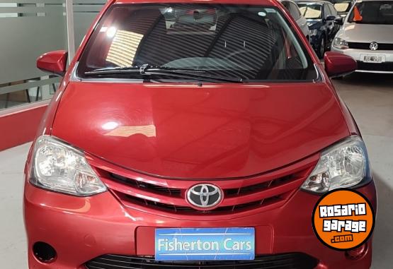 Autos - Toyota ETIOS 1.5 5PTAS XS 2014 Nafta 133000Km - En Venta