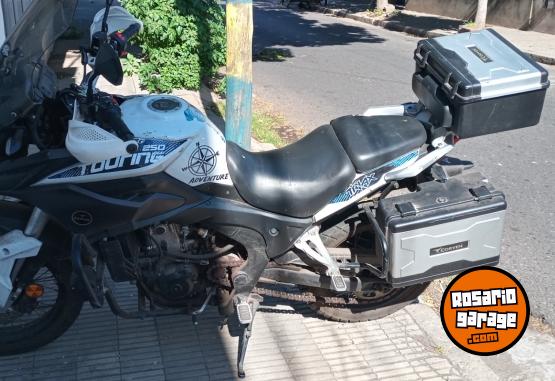 Motos - Corven Touring 2020 Nafta 20000Km - En Venta