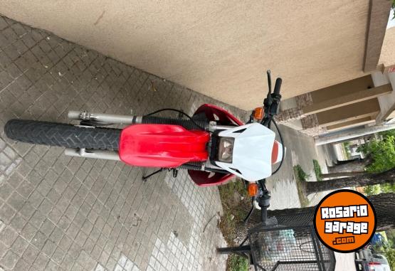 Motos - Honda Tornado 2015 Nafta 40000Km - En Venta