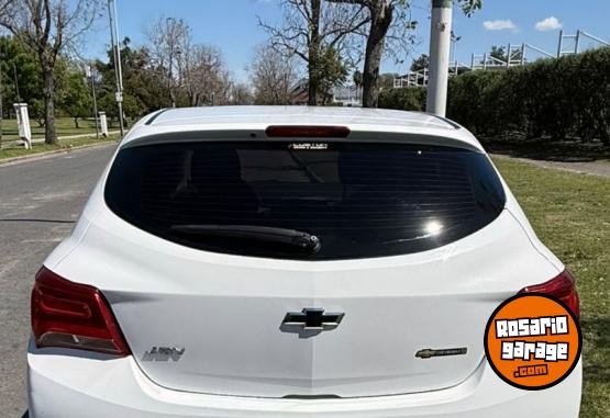 Autos - Chevrolet Ónix Joy 2021 2021 Nafta 76000Km - En Venta