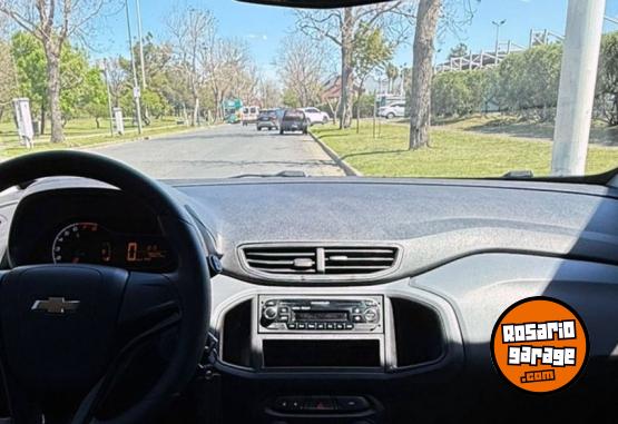 Autos - Chevrolet Ónix Joy 2021 2021 Nafta 76000Km - En Venta