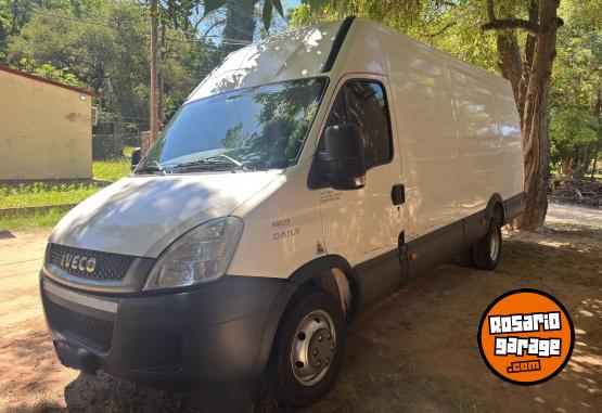 Utilitarios - Iveco Daily 55c17 2017 Diesel 300000Km - En Venta