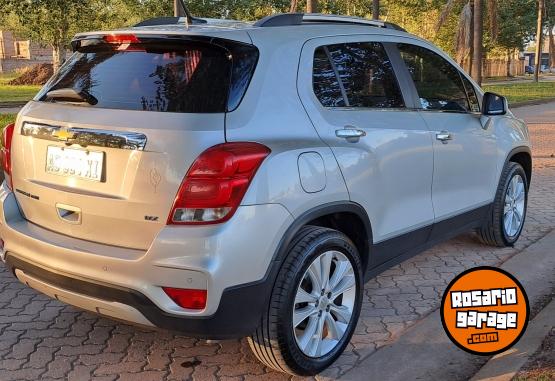 Camionetas - Chevrolet Tracker premier awd at 2018 Nafta 121000Km - En Venta