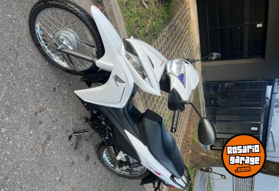 Motos - Honda Wave s 2022 Nafta 5300Km - En Venta