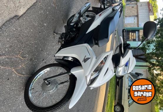 Motos - Honda Wave s 2022 Nafta 5300Km - En Venta