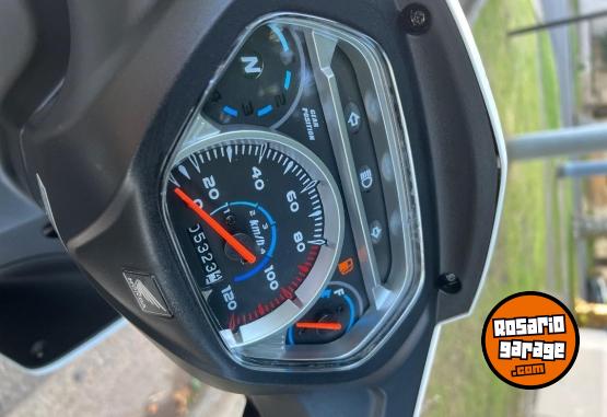 Motos - Honda Wave s 2022 Nafta 5300Km - En Venta