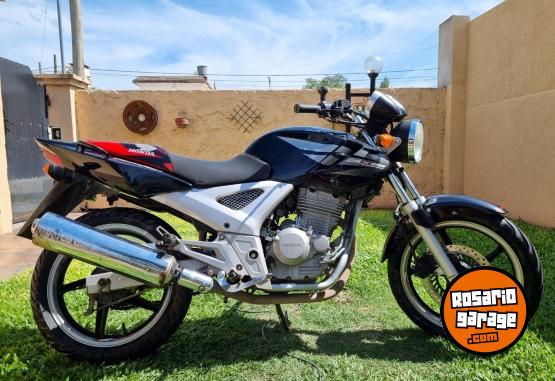 Motos - Honda CBX Twister 250cc 2011 Nafta 35000Km - En Venta