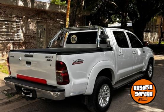 Camionetas - Toyota Hilux SRV 3.0 4x2 2013 Diesel 279000Km - En Venta