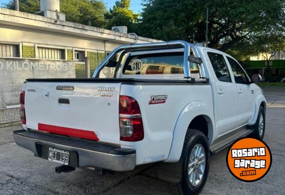 Camionetas - Toyota Hilux SRV 3.0 4x2 2013 Diesel 279000Km - En Venta