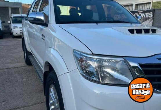 Camionetas - Toyota Hilux SRV 3.0 4x2 2013 Diesel 279000Km - En Venta