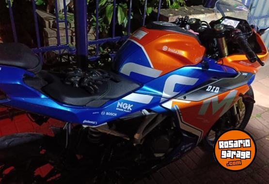 Motos - CF 300 SR 2025 Nafta 1900Km - En Venta