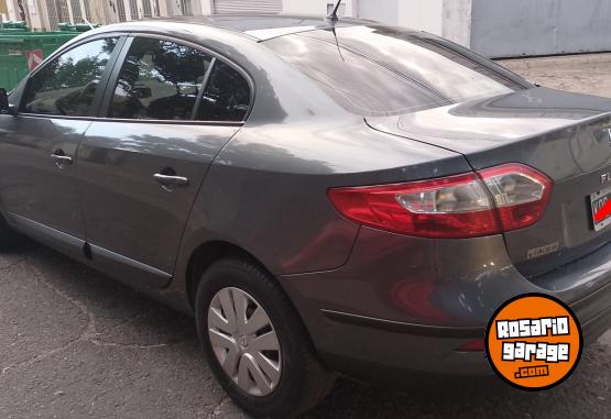 Autos - Renault Fluence confort 1.6 k4m 2011 Nafta 131000Km - En Venta