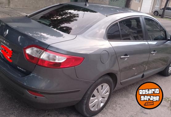 Autos - Renault Fluence confort 1.6 k4m 2011 Nafta 131000Km - En Venta