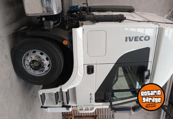 Camiones y Gras - Stralis 410 nr escalable. - En Venta