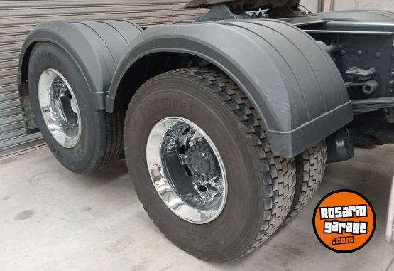 Camiones y Gras - Stralis 410 nr escalable. - En Venta