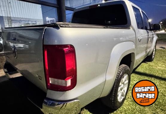 Camionetas - Volkswagen Armarok 2.0 Tdi Highline 2011 Diesel 300000Km - En Venta