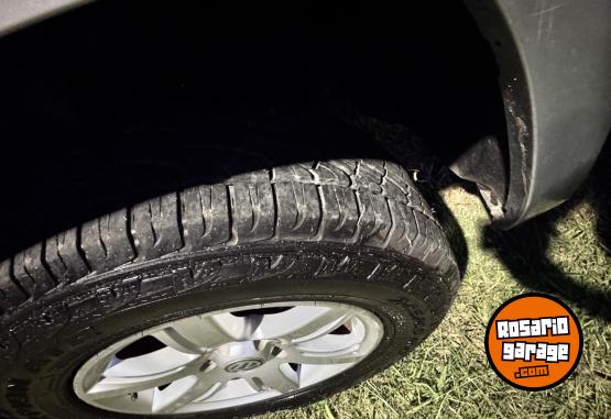 Camionetas - Volkswagen Armarok 2.0 Tdi Highline 2011 Diesel 300000Km - En Venta