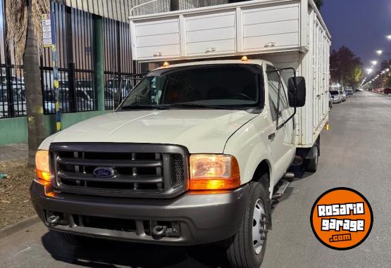 Camiones y Gras - F4000/2005 Disel Cummins - En Venta