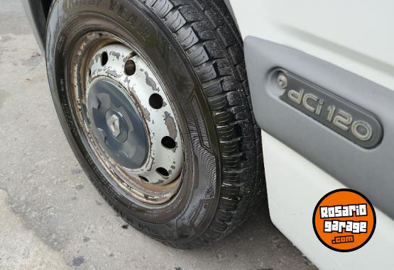 Camionetas - Renault Master 2012 Diesel 295000Km - En Venta