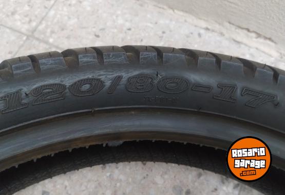 Accesorios para Motos - Cubierta moto 120 70 r17. Nueva - En Venta