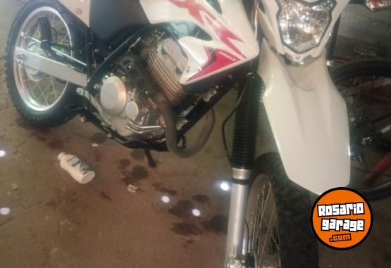 Motos - Honda Xr 250 2024 Nafta 2000Km - En Venta