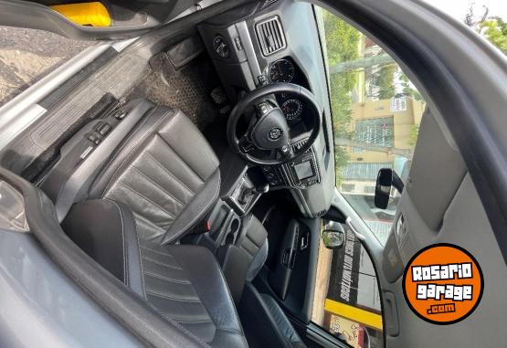 Camionetas - Volkswagen Amarok Highline 4x2 AT 2019 Diesel 144000Km - En Venta
