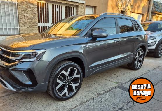 Autos - Volkswagen Taos highline impoluta 2024 Nafta 9700Km - En Venta