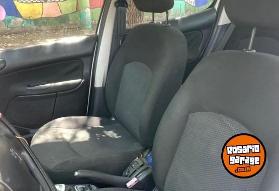 Autos - Peugeot 207 ALLURE 2013 Nafta 150000Km - En Venta