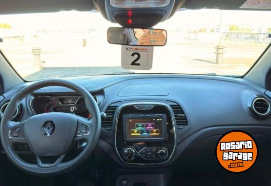Camionetas - Renault Captur Intense 1.6 2021 Nafta 20000Km - En Venta