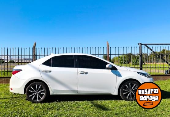 Autos - Toyota Corolla SEG 2018 Nafta 152000Km - En Venta
