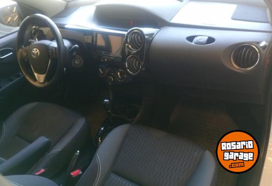 Autos - Toyota Etios 2023 Nafta 66000Km - En Venta